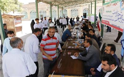 برگزاری میز شمیم خدمت و سخنرانی پیش از خطبه های نماز جمعه رییس کل دادگستری استان لرستان بمناسبت هفته قوه قضاییه