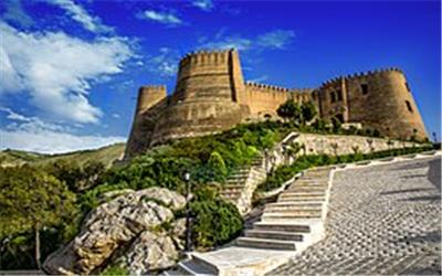 بازدید 65 هزار گردشگر از جاذبه‌های تاریخی و گردشگری لرستان