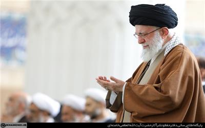 اقامه نماز عید فطر به امامت رهبر انقلاب