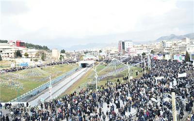 جشن چهل سالگی انقلاب  در خرم آباد برگزار شد